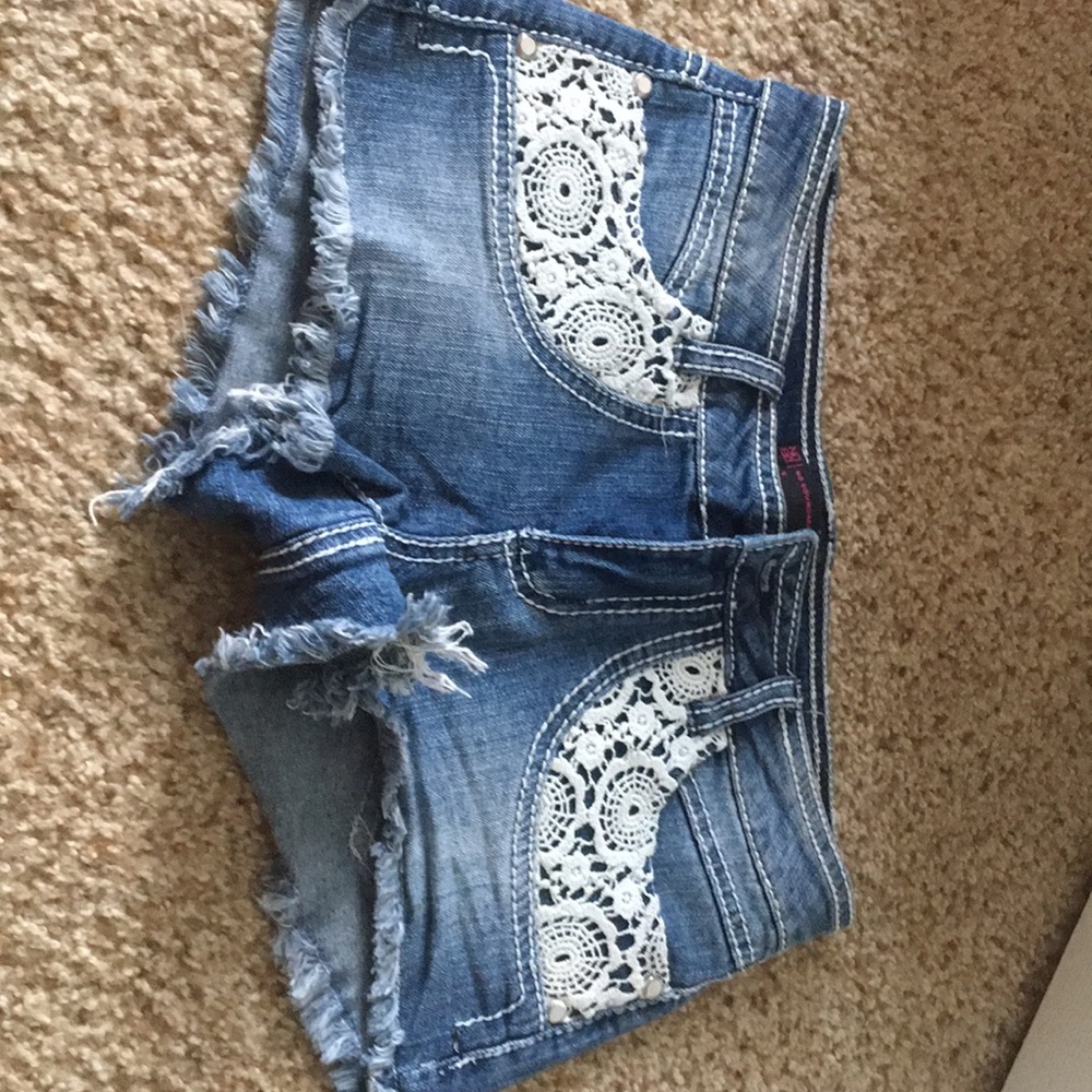 Lace denim shorts